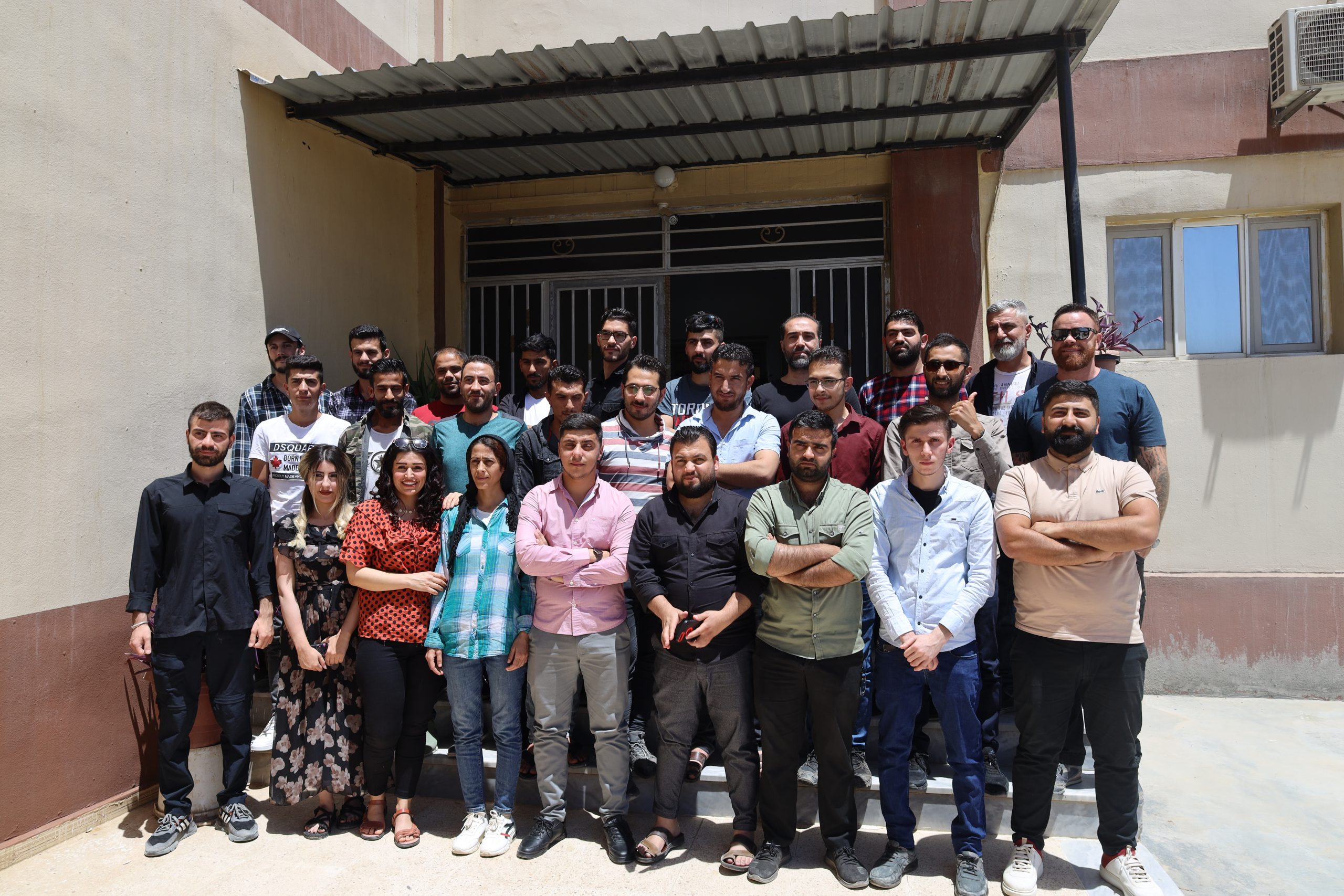 اختتام الدورة الإعلامية لدائرة الإعلام ومكتب التأهيل والتدريب في الإدارة الذاتية