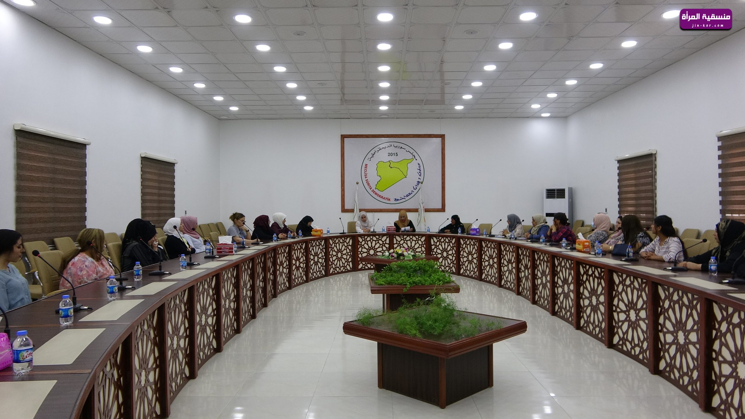 ظبية الناصر”ما يميز ثورة 19 تموز تركيزها على إمكانات وقدرات المرأة في تحقيق استقرار المجتمع”