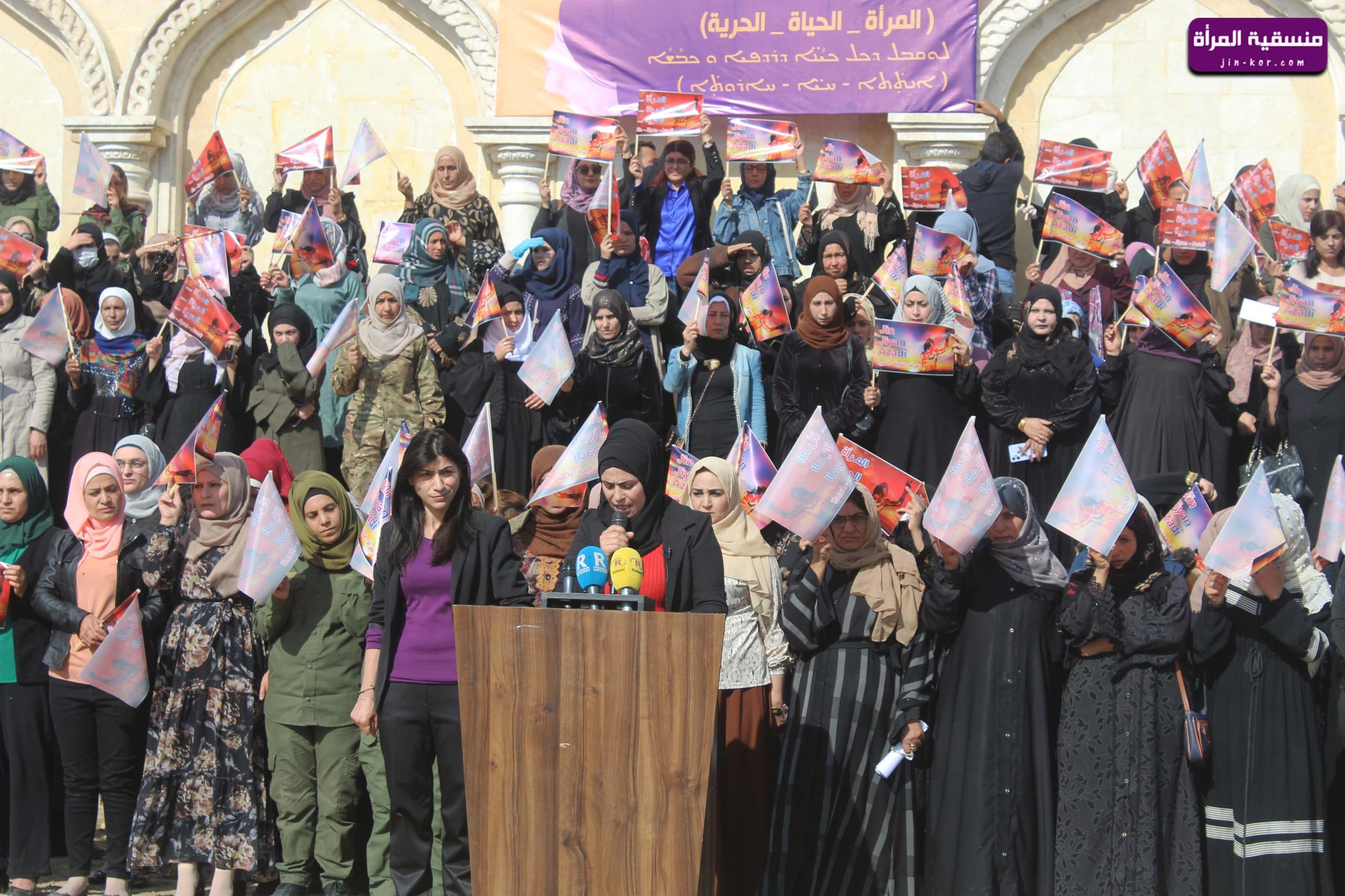 الحركات والتنظيمات النسوية تُعلن عن بدء حملتها بمناسبة اليوم العالمي لمناهضة العنف ضد المرأة