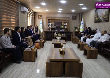 المجلس التنفيذي للإدارة الذاتية يستقبل وفداً أسترالياً