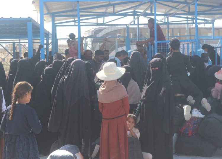 ٢٤٩ أسرة عراقية تغادر مخيم الهول