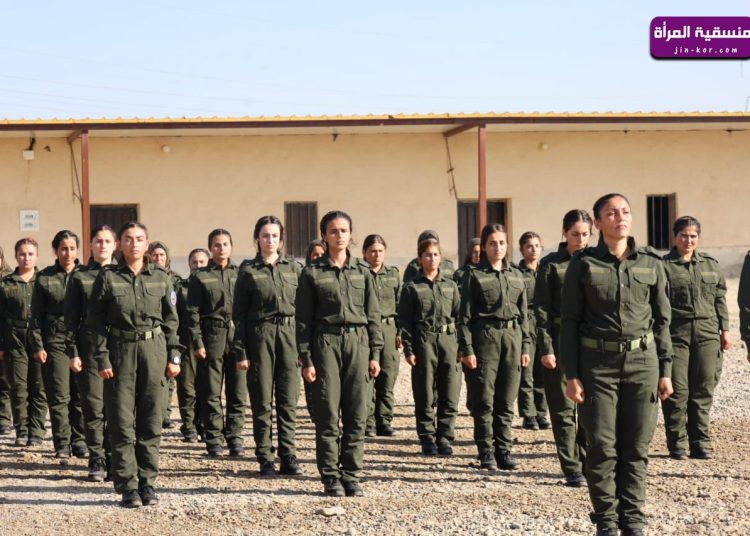 قوى الأمن الداخلي – المرأة تخرج دورة جديدة في أكاديمية الشهيدة هيرا وان