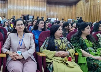 منسقية المرأة تشارك بالكونفرانس الرابع لاتحاد إعلام المرأة في قامشلو