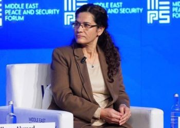 إلهام أحمد: ضمان حقوق المرأة وتمثيلها العادل أساس لتحقيق أي عملية سلام في سوريا