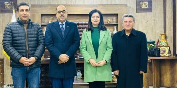 المجلس التنفيذي يطلع على واقع عمل ممثلية الإدارة الذاتية في دمشق