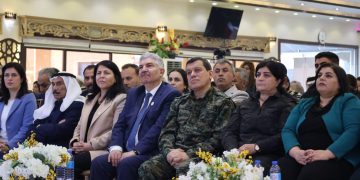 وفد من الإدارة الذاتية يشارك باحتفالية الذكرى العاشرة لتأسيس مجلس سوريا الديمقراطية